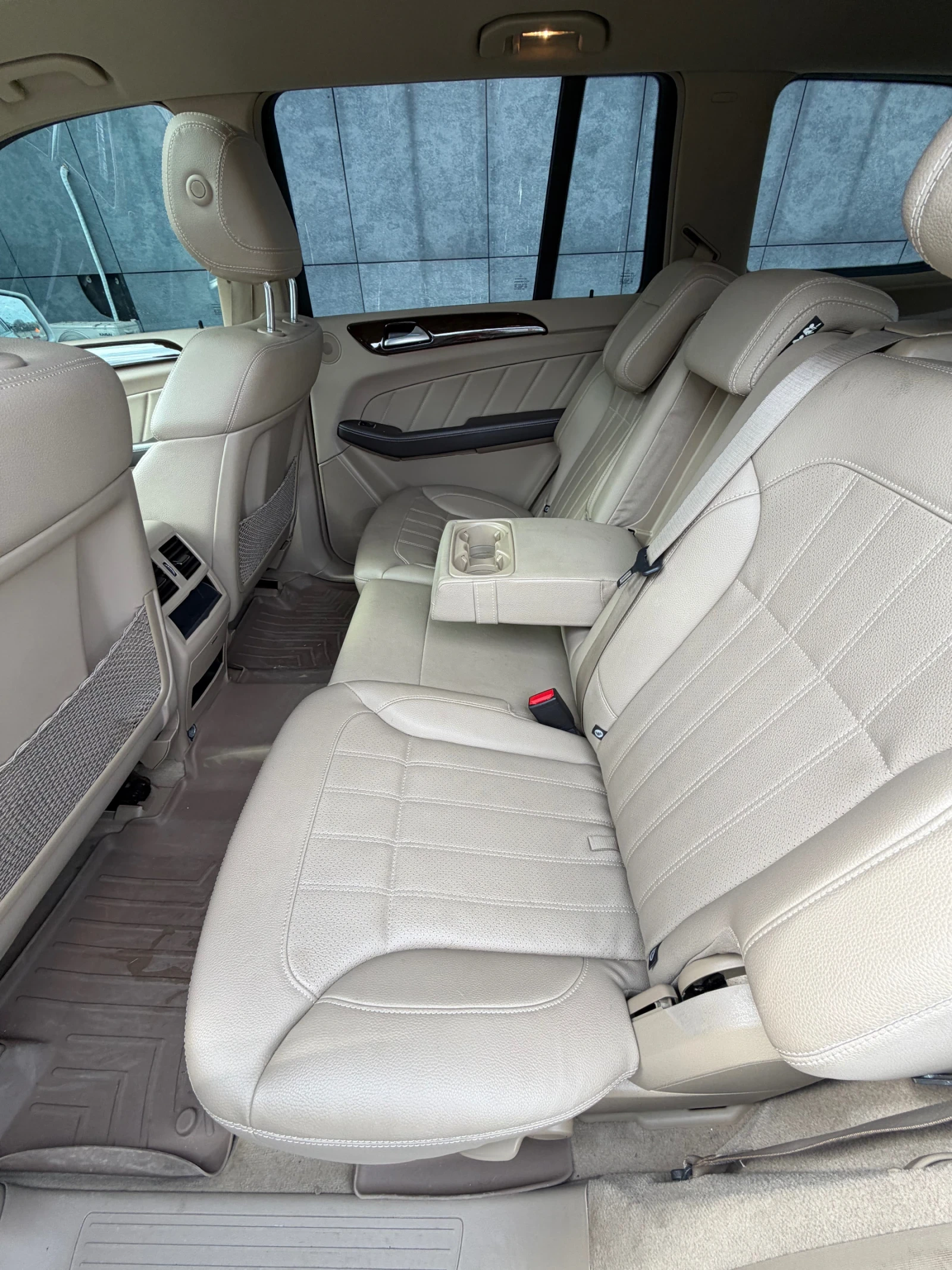 Mercedes-Benz GL 450 3.0 biturbo 367k.c 2016год, снимка 11 - Автомобили и джипове - 53872708