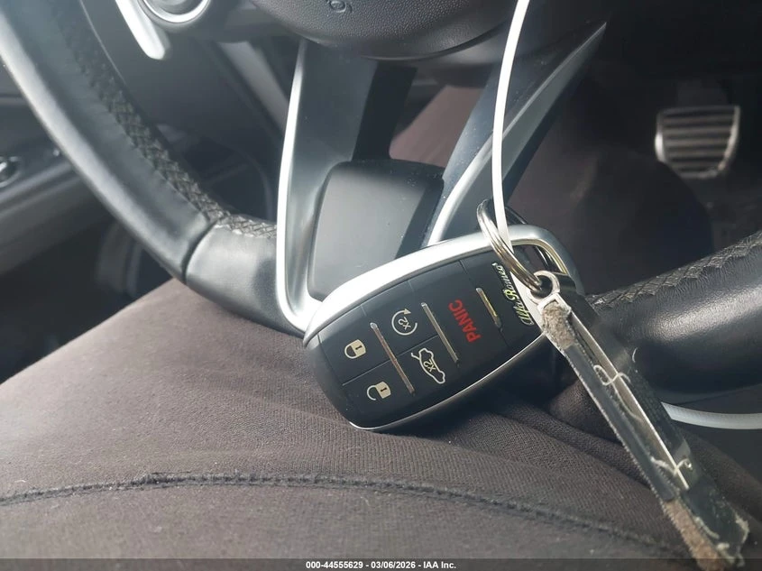 Alfa Romeo Stelvio 2.0l Sprint Awd, снимка 11 - Автомобили и джипове - 54141606