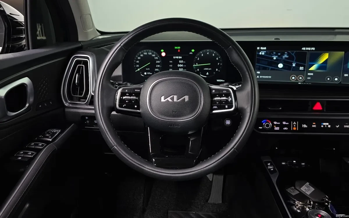 Kia Sorento 2.5L Turbo GDI , снимка 12 - Автомобили и джипове - 54612138