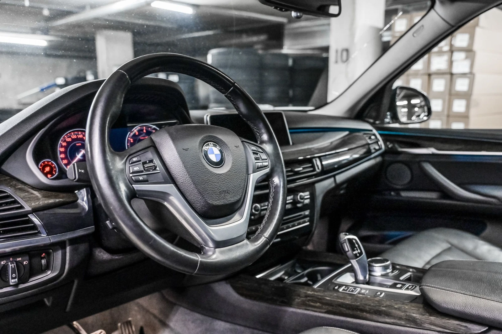 BMW X5 35 i * Нави * Панорама, снимка 8 - Автомобили и джипове - 55751966