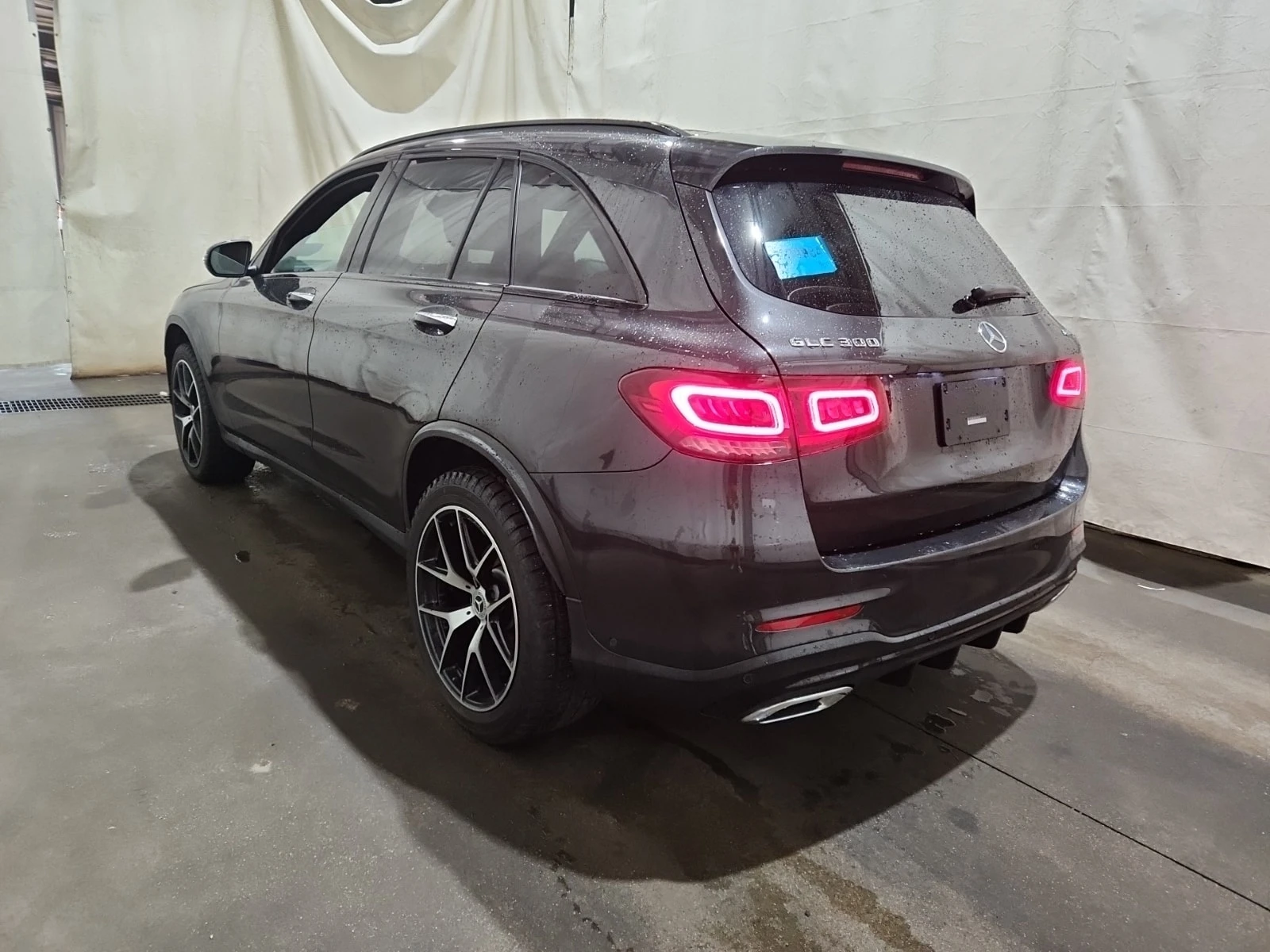 Mercedes-Benz GLC 300 * CARFAX * Един собственик * От Mercedes * , снимка 5 - Автомобили и джипове - 55841594