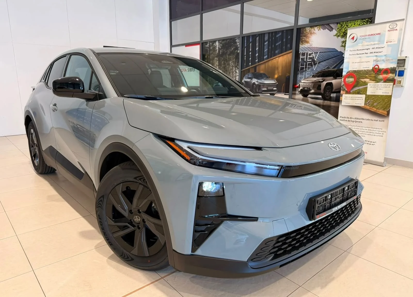 Toyota C-HR LONG RANGE!!72kwh!!224кс!!, снимка 3 - Автомобили и джипове - 55967077