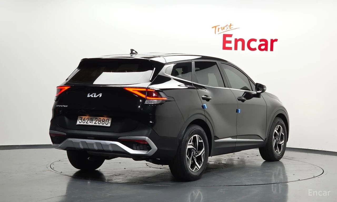 Kia Sportage ПОДГРЕВ* ДИСТРОНИК* LANE* ASSIST* КАМЕРА* , снимка 2 - Автомобили и джипове - 55970224