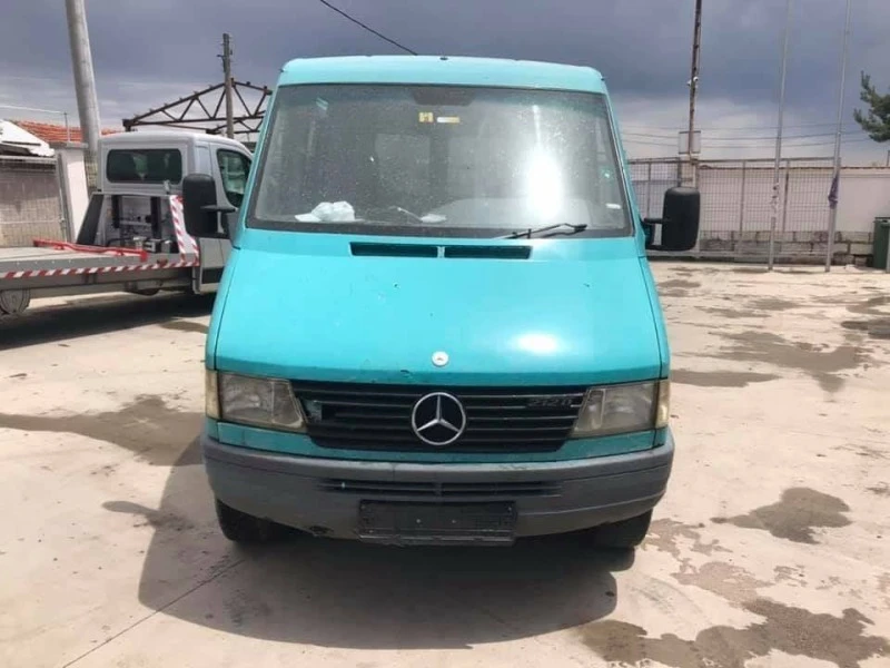 Mercedes-Benz Sprinter 212 !НА ЧАСТИ!, снимка 1 - Бусове и автобуси - 49502594