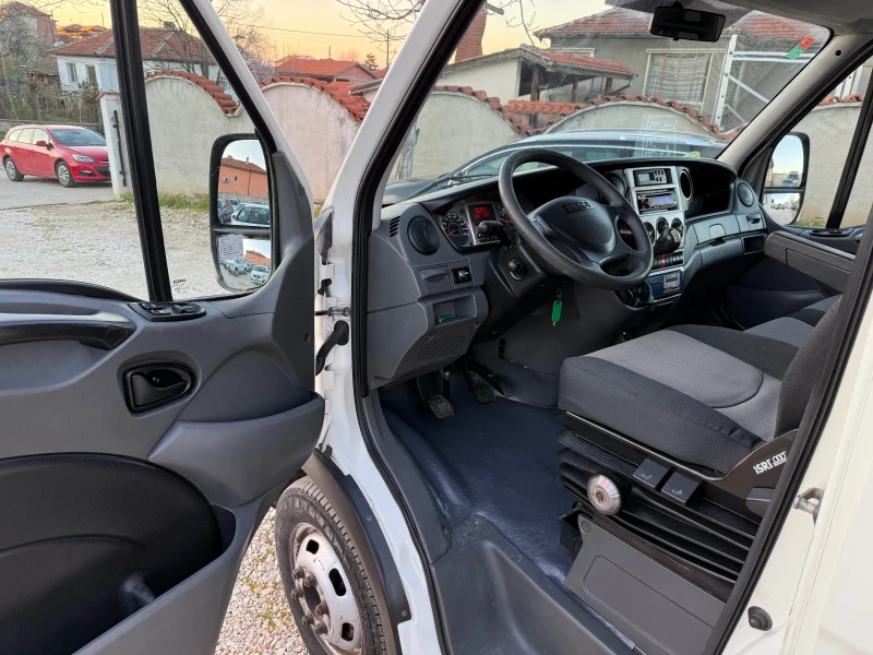 Iveco 35c15 ХЛАДИЛЕН-35с15, снимка 11 - Бусове и автобуси - 49585922