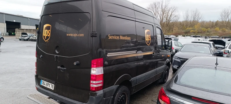 Mercedes-Benz Sprinter 2.0 CDi, снимка 4 - Бусове и автобуси - 50681387