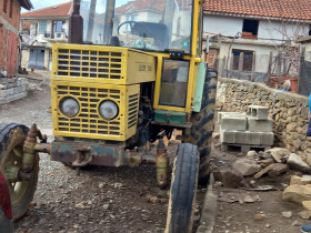 Трактор Болгар TK80, снимка 3