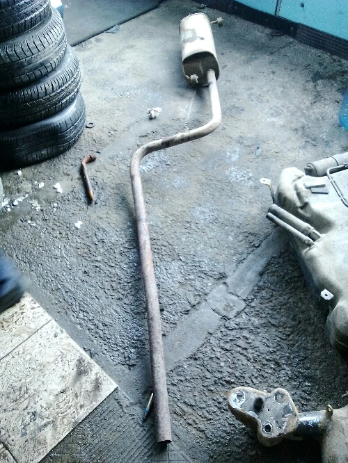 Задно гърне Мазда 2 1.4 бензин