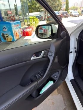 Honda Accord Gen 8     Exclusive Plus, снимка 14