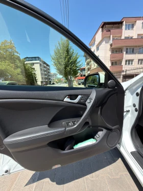 Honda Accord Gen 8     Exclusive Plus, снимка 6