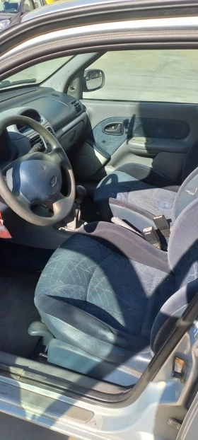 Renault Clio II 16V, снимка 5