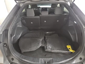 Subaru Solterra AWD/ПОДГРЕВ/МЪРТВА ЗОНА/ВОЙС АСИСТЕНТ/, снимка 13