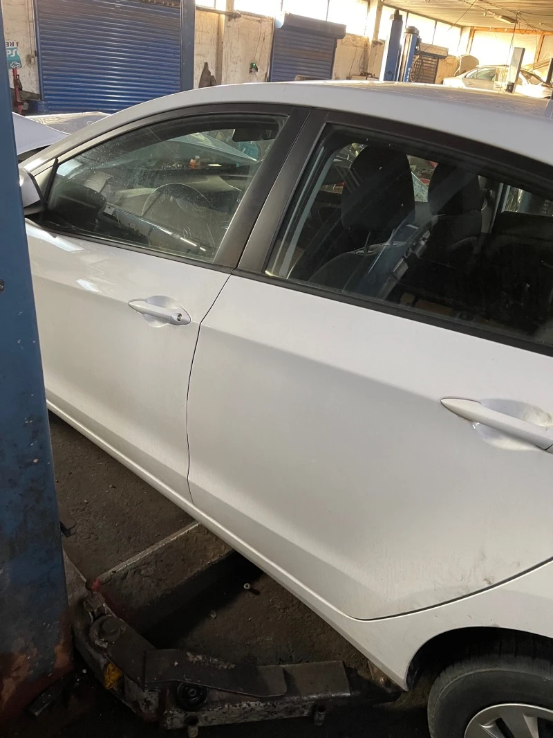 Hyundai I30, снимка 3 - Автомобили и джипове - 39124524