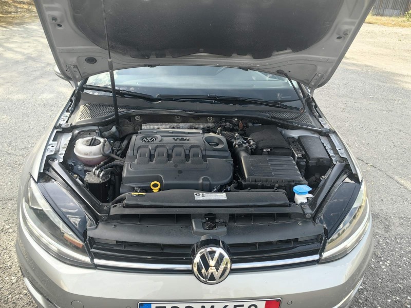 VW Golf 1,6 TDI Variant, снимка 16 - Автомобили и джипове - 46341679