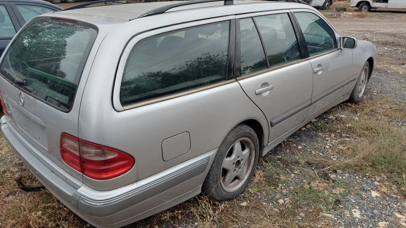 Mercedes-Benz E 200 W210, снимка 1 - Автомобили и джипове - 42905060