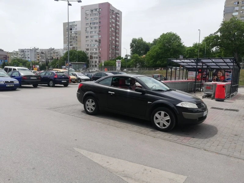 Renault Megane, снимка 3 - Автомобили и джипове - 47536914