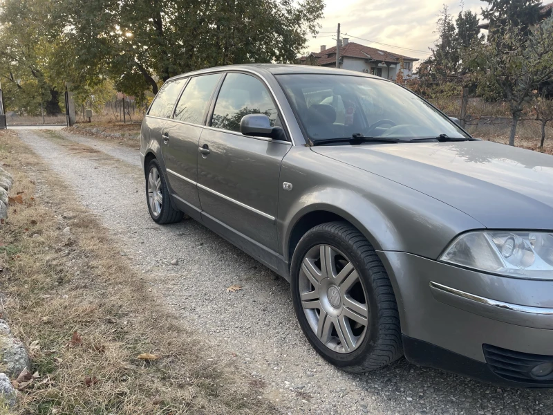 VW Passat 2.5 tdi, снимка 1 - Автомобили и джипове - 48148739