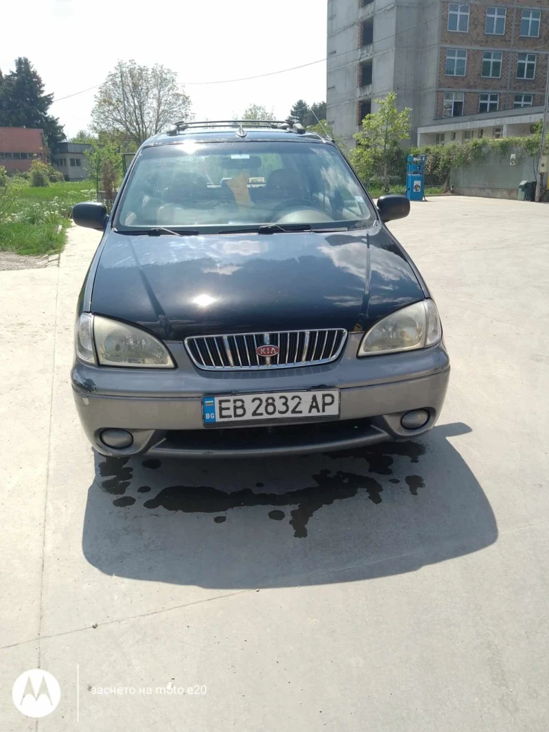 Kia Carens 1.8, снимка 1 - Автомобили и джипове - 48530590