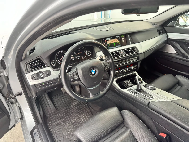 BMW 535 535d xDrive* SOFT CLOSE* PANO* AMBIENT* HEAD UP* О, снимка 7 - Автомобили и джипове - 51906173