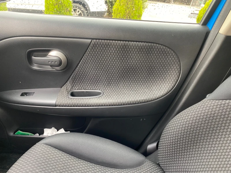 Nissan Note 1.6 Бензин, Обслужена, Каско, снимка 10 - Автомобили и джипове - 52134332