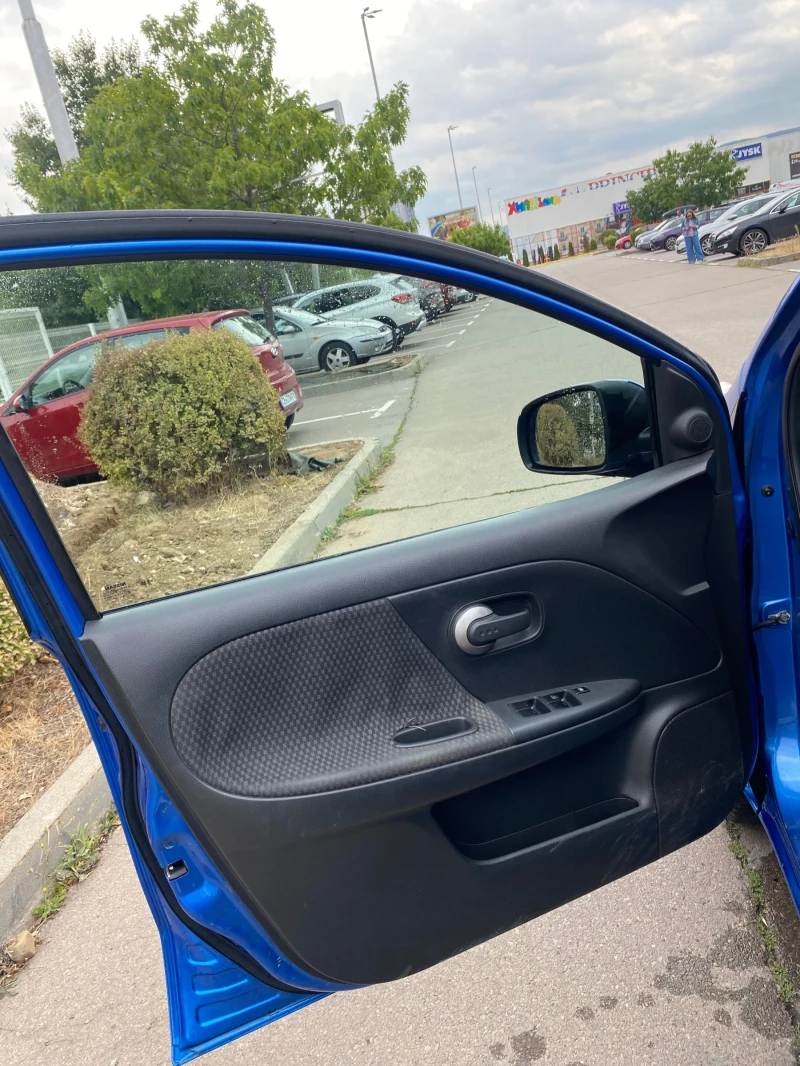 Nissan Note 1.6 Бензин, Обслужена, Каско, снимка 7 - Автомобили и джипове - 52134332