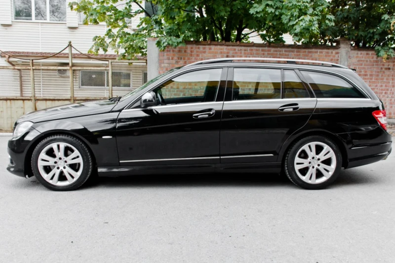 Mercedes-Benz C 220 AMG 646 HARMAN KARDON, снимка 4 - Автомобили и джипове - 51644248