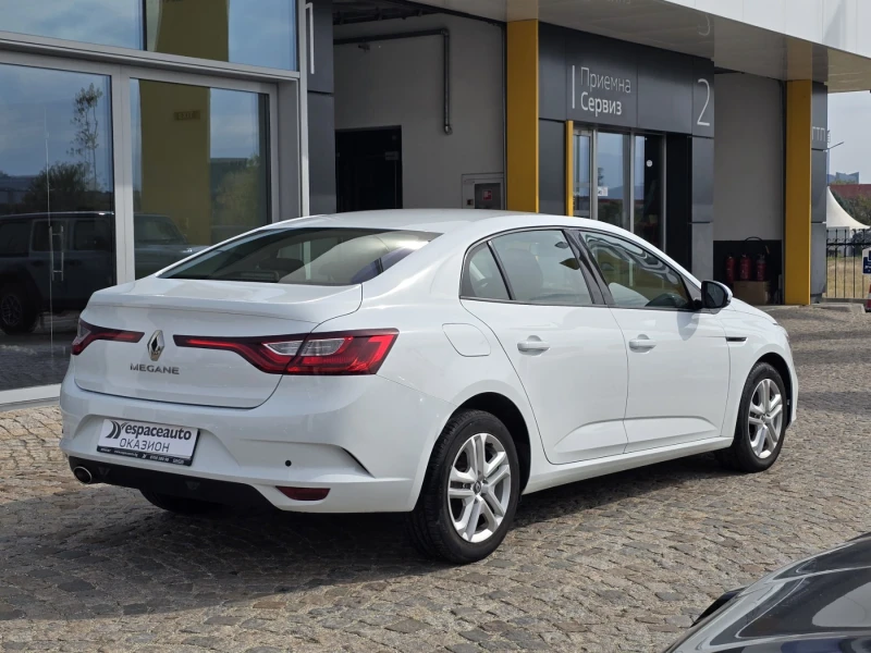 Renault Megane 1.3TCe 140 к.с./Life, снимка 5 - Автомобили и джипове - 52132263