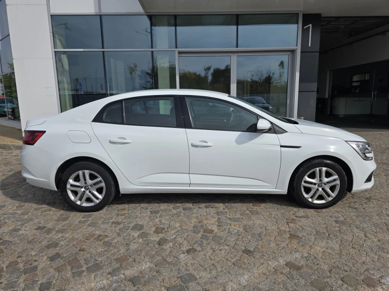 Renault Megane 1.3TCe 140 к.с./Life, снимка 4 - Автомобили и джипове - 52132263