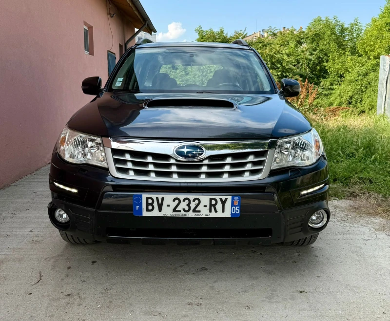 Subaru Forester 2.0* 150* ОБСЛУЖЕНА, снимка 5 - Автомобили и джипове - 52373927