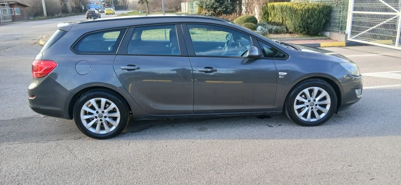 Opel Astra 1.7 CDI ТИТАНИМ, снимка 4 - Автомобили и джипове - 52821391