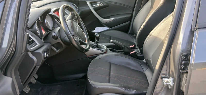 Opel Astra 1.7 CDI ТИТАНИМ, снимка 10 - Автомобили и джипове - 52821391