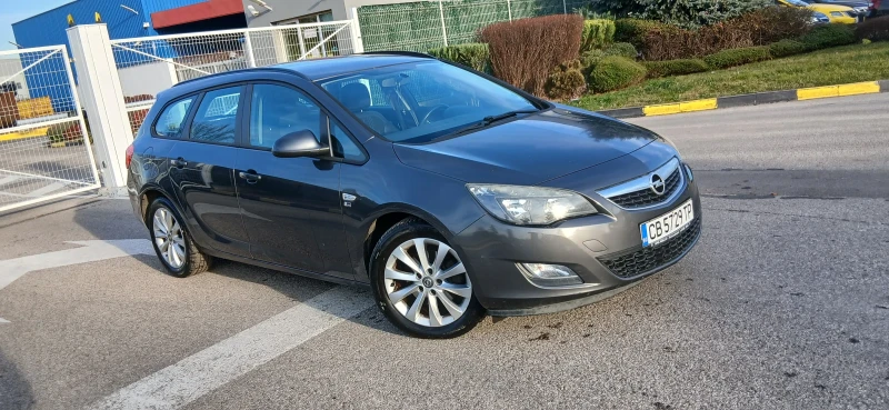 Opel Astra 1.7 CDI ТИТАНИМ, снимка 9 - Автомобили и джипове - 52821391