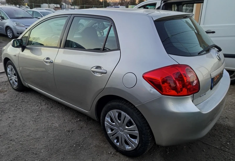 Toyota Auris 1.6vvti, снимка 4 - Автомобили и джипове - 52876633
