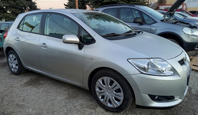 Toyota Auris 1.6vvti, снимка 3 - Автомобили и джипове - 52876633