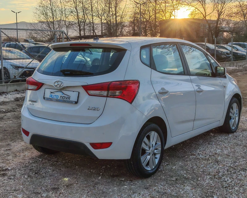 Hyundai Ix20 1.4 90  К.С. БЕНЗИН!146 000 КМ!  КАТО НОВА!, снимка 5 - Автомобили и джипове - 53048155