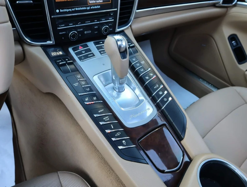 Porsche Panamera 4S/Bose/Sport Chrono/PDK/Шибедах/PDLS/, снимка 9 - Автомобили и джипове - 53191436