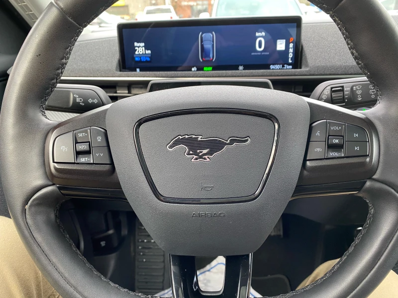 Ford Mustang Mach-E Premium AWD CARFAX АВТО КРЕДИТ , снимка 9 - Автомобили и джипове - 53247032