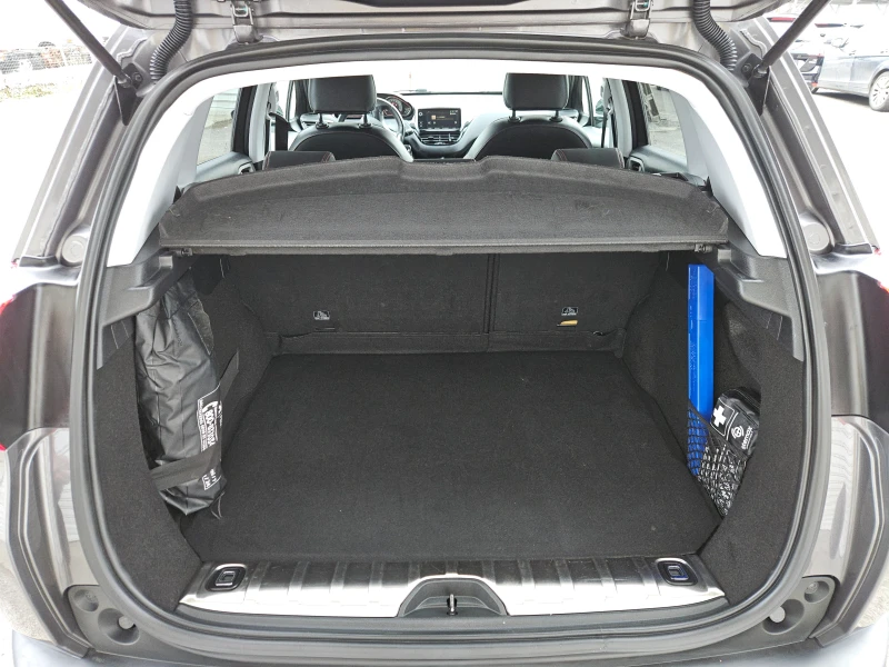 Peugeot 2008 1.6HDI/GT-Line/ALLURE/120k/6ск/LED/NAVI/БЛУТУТ/ТОП, снимка 4 - Автомобили и джипове - 53454309