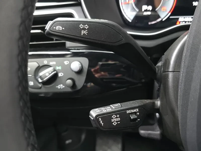 Audi A4 40 TFSI PREMIUM, снимка 15 - Автомобили и джипове - 54739448
