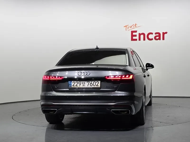 Audi A4 40 TFSI PREMIUM, снимка 4 - Автомобили и джипове - 54739448