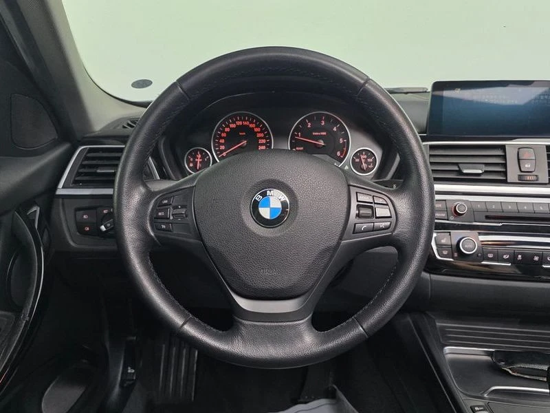 BMW 320 320d| 190к.с.| ВКЛ.ТЕХНОТЕСТ, снимка 12 - Автомобили и джипове - 55217461