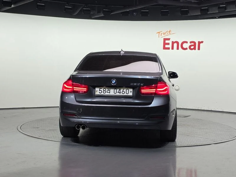 BMW 320 320d| 190к.с.| ВКЛ.ТЕХНОТЕСТ, снимка 4 - Автомобили и джипове - 55217461