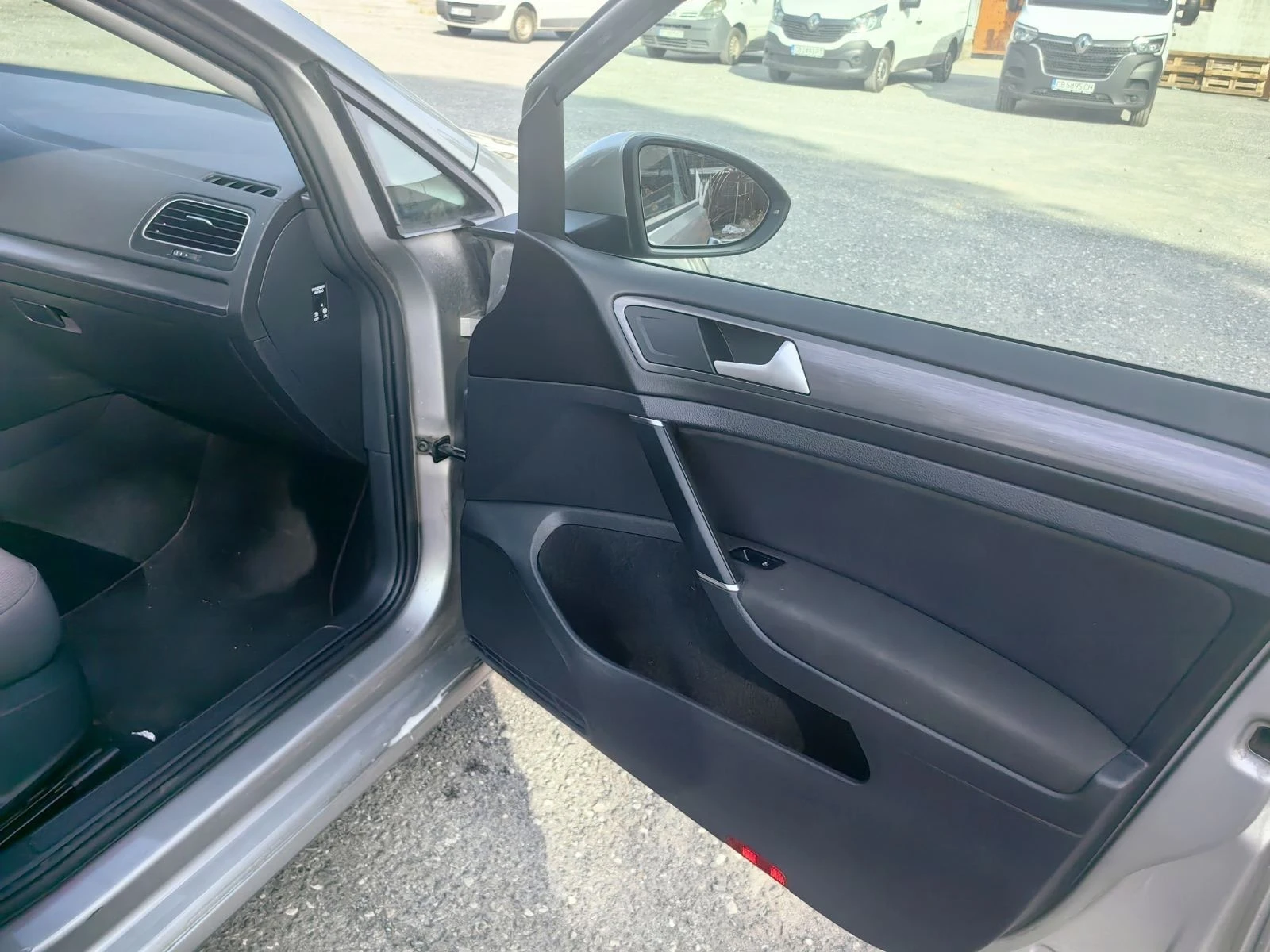 VW Golf 1, 6 TDI Variant | Mobile.bg � ����������� 15