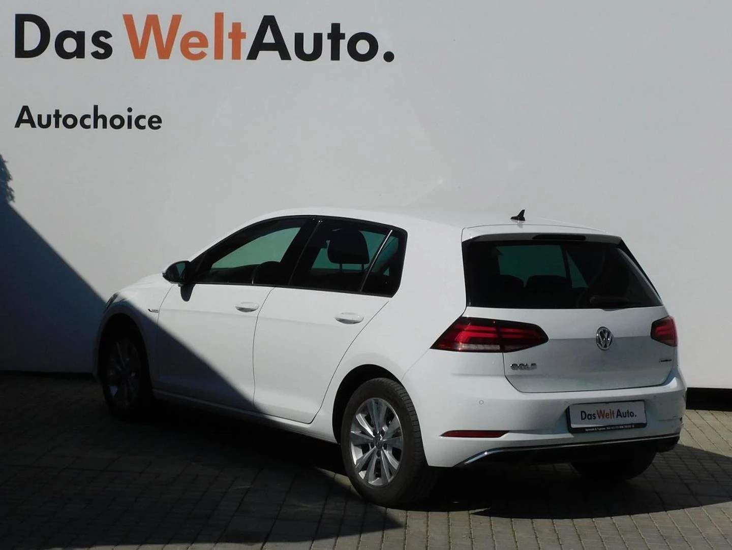 VW Golf Comfortline 1.5TGI BlueMotion бензин-природен газ  - изображение 4