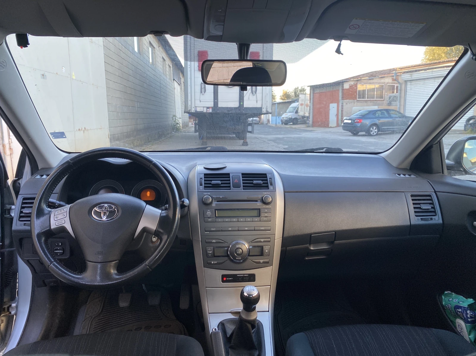 Toyota Corolla 1.6 - изображение 5