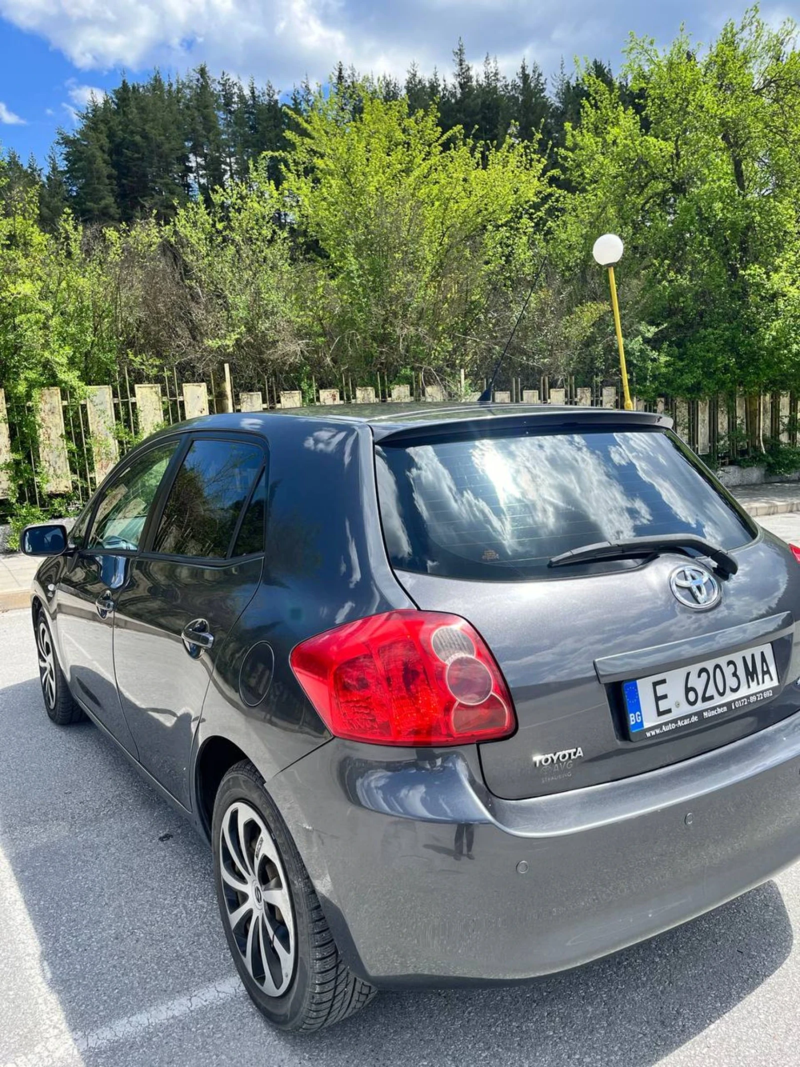 Toyota Auris  - изображение 4