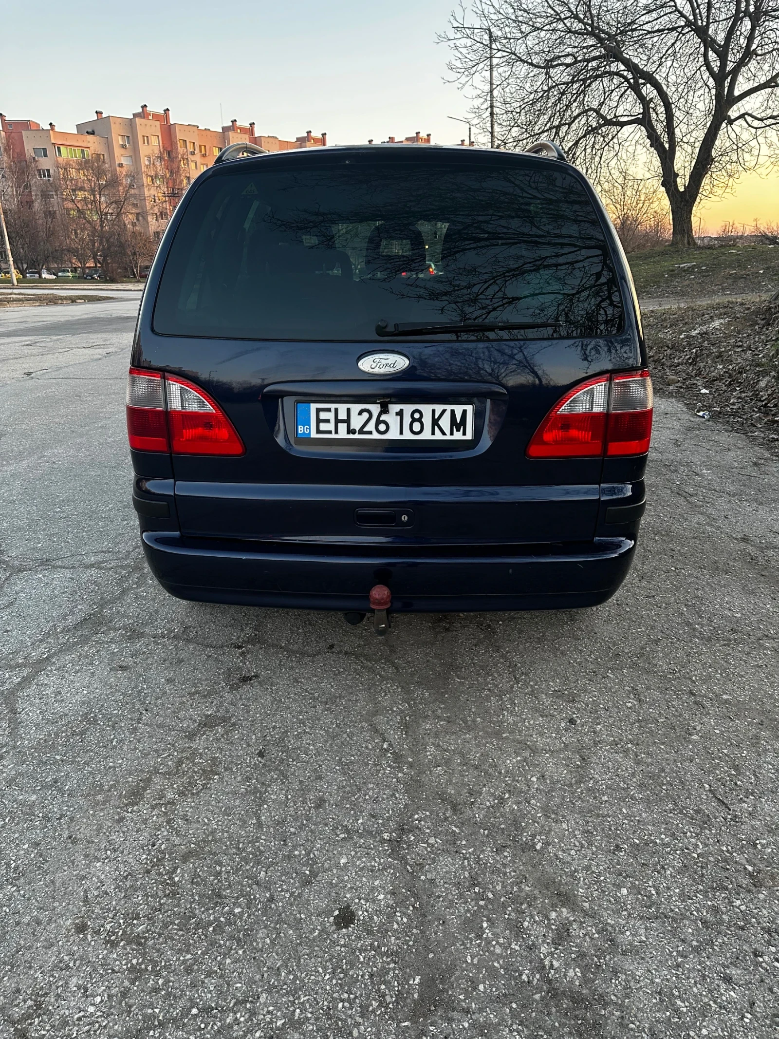 Ford Galaxy 2.3 - изображение 3