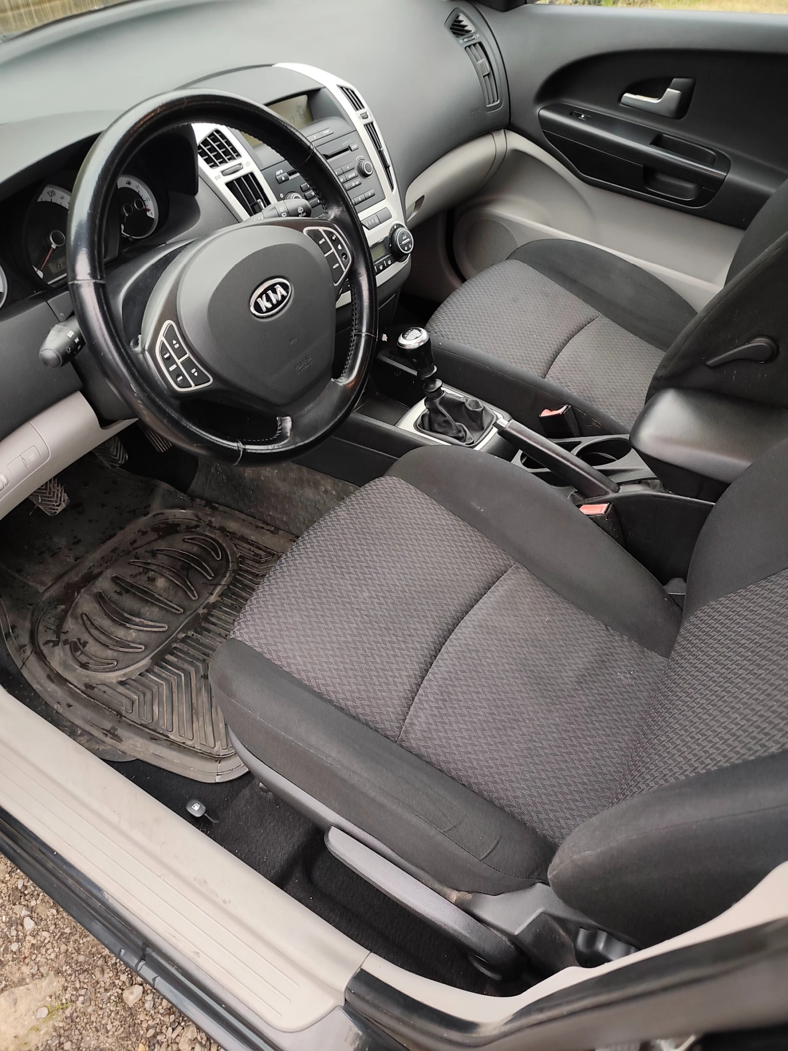 Kia Ceed 1, 6 115к  - изображение 5