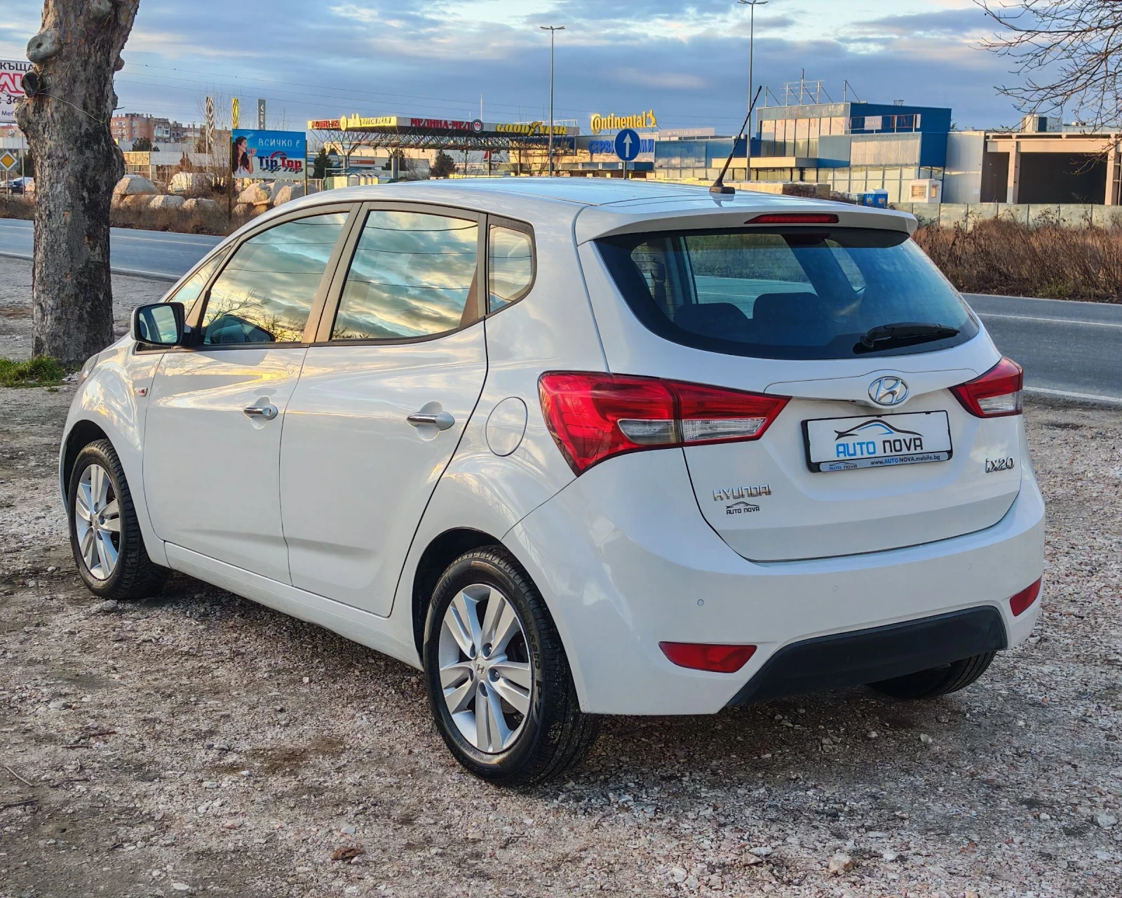 Hyundai Ix20 1.4 90  К.С. БЕНЗИН!146 000 КМ!  КАТО НОВА! - изображение 7