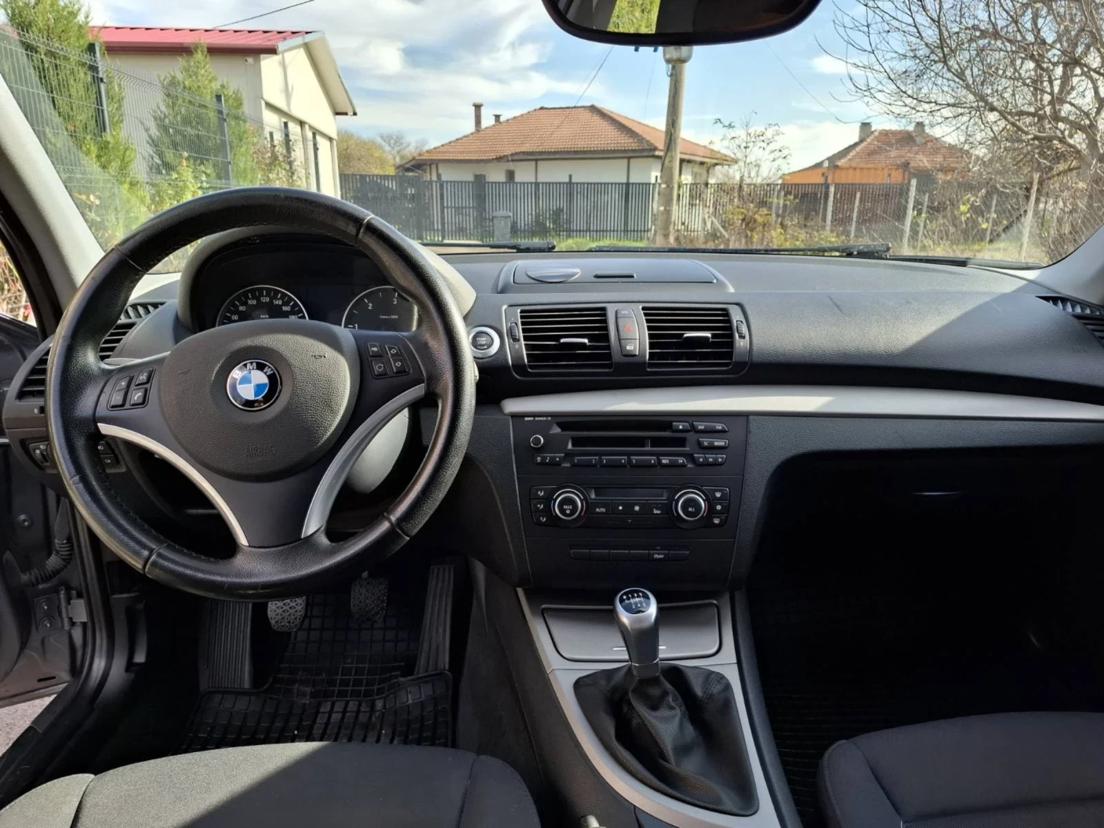 BMW 120  - изображение 10